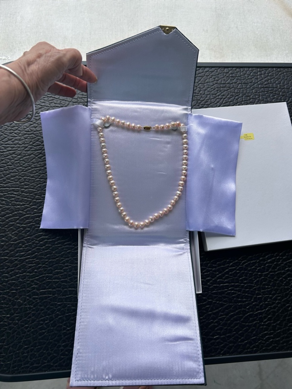Genuine Freshwater Pearl Necklace 14K Yellow Gold Clasp - Hand Knotted 18"